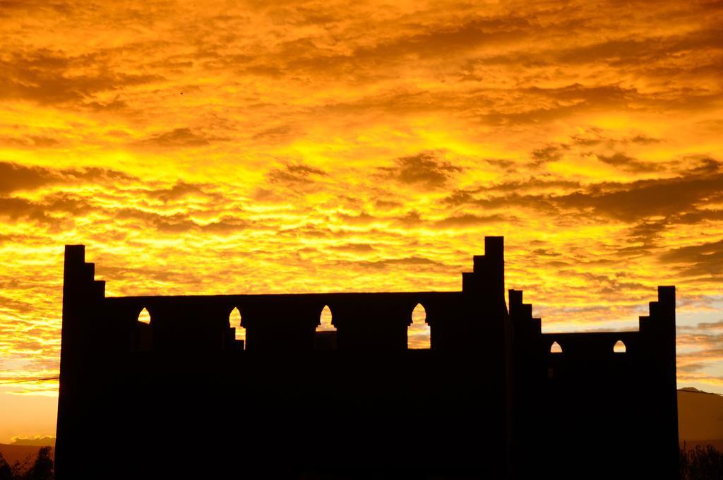 La Kasbah Igoudar Suites & Spa ララ・タクルクスト エクステリア 写真